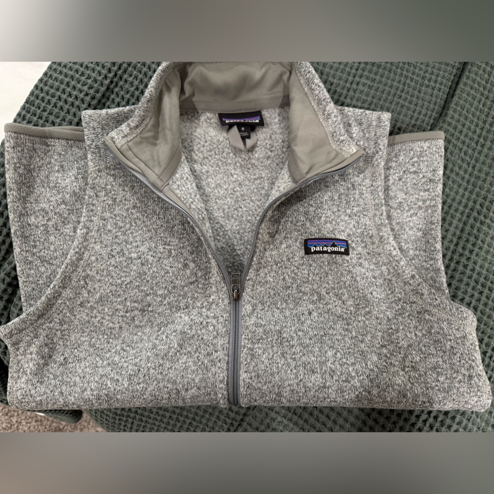 Patagonia Heather Gray Zip-Up Vest Women’s